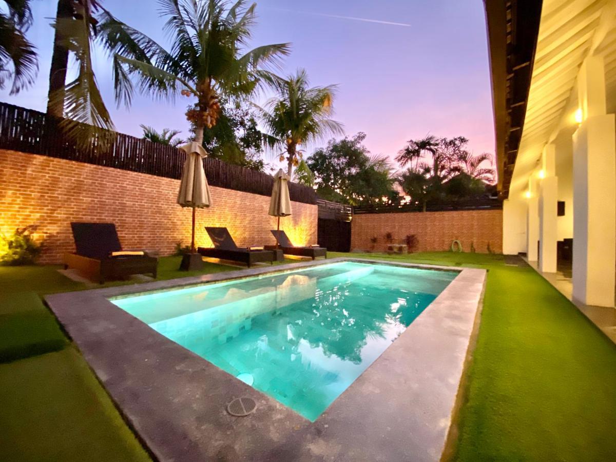 Villa Julia | Heart Of Seminyak | 350M Beach Exterior photo
